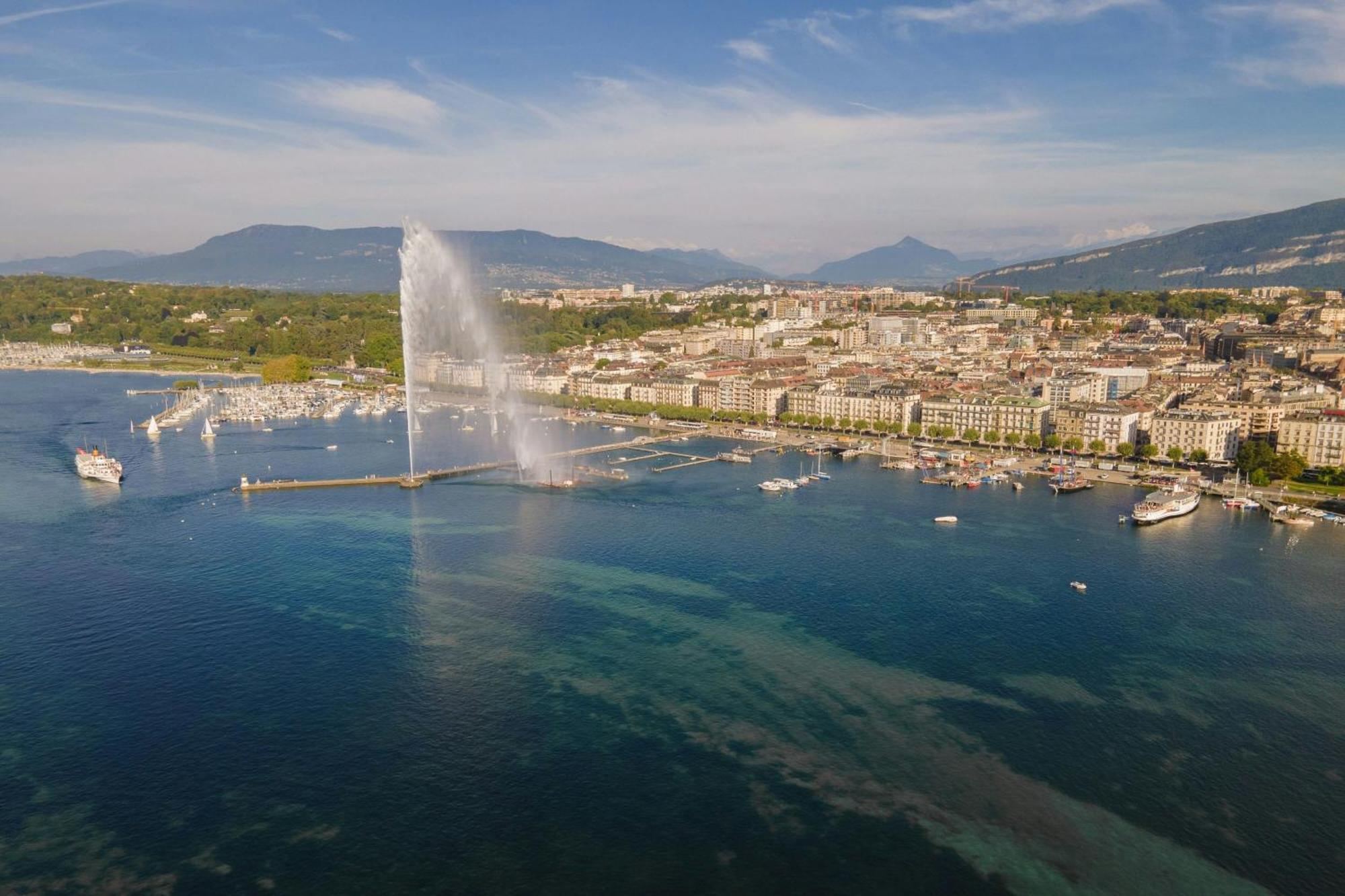 The Ritz-Carlton Hotel De La Paix, Женева Екстер'єр фото